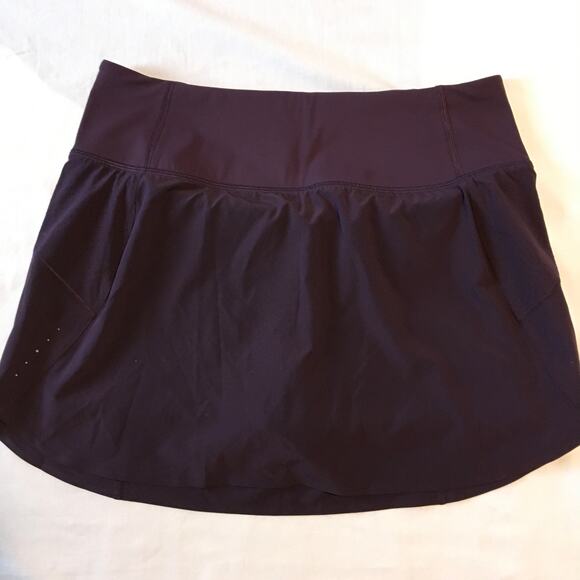 Preowned Athleta Skort/ tennis skirt - Small - Picture 1 of 4